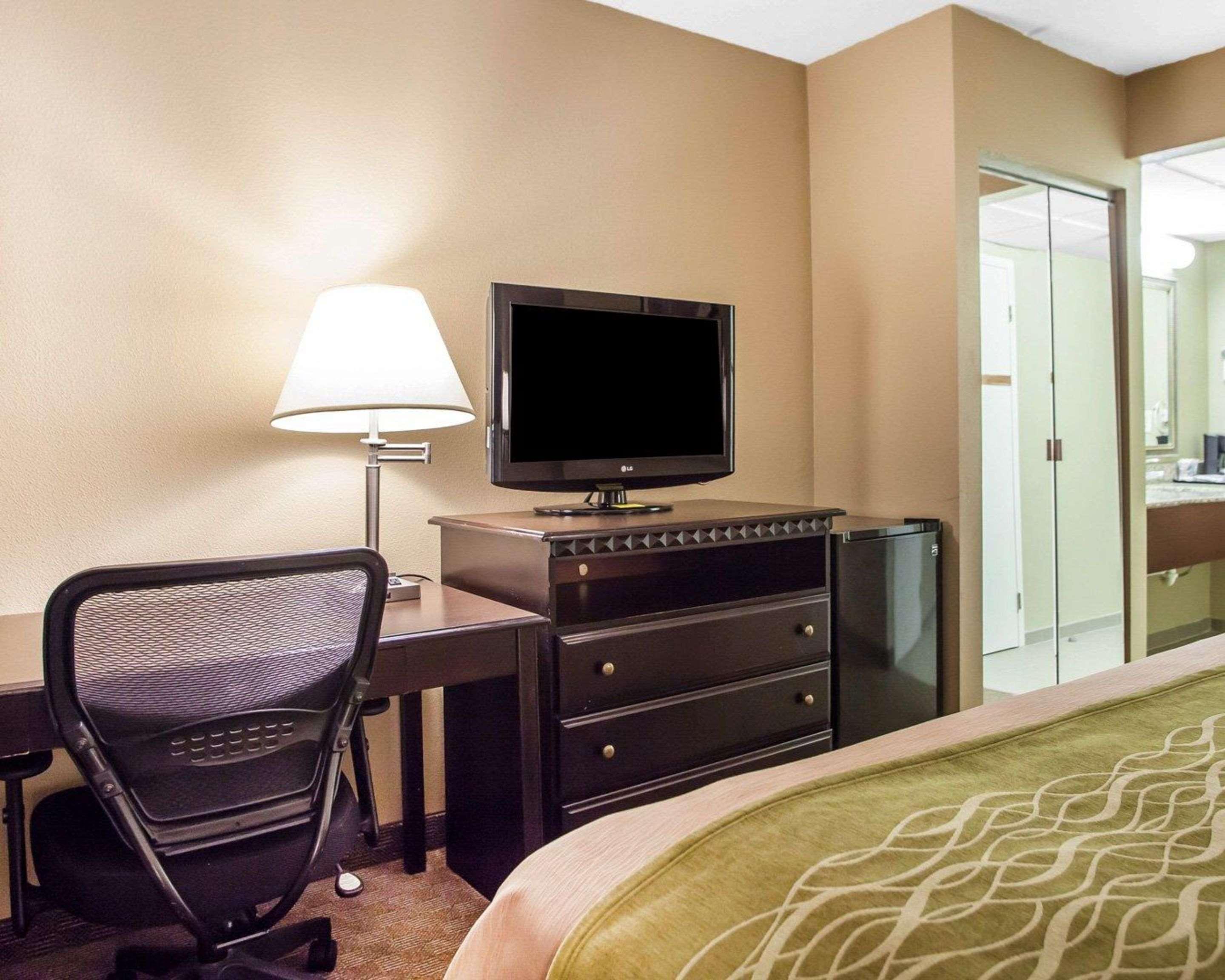 Comfort Inn Edison - New Brunswick Zewnętrze zdjęcie
