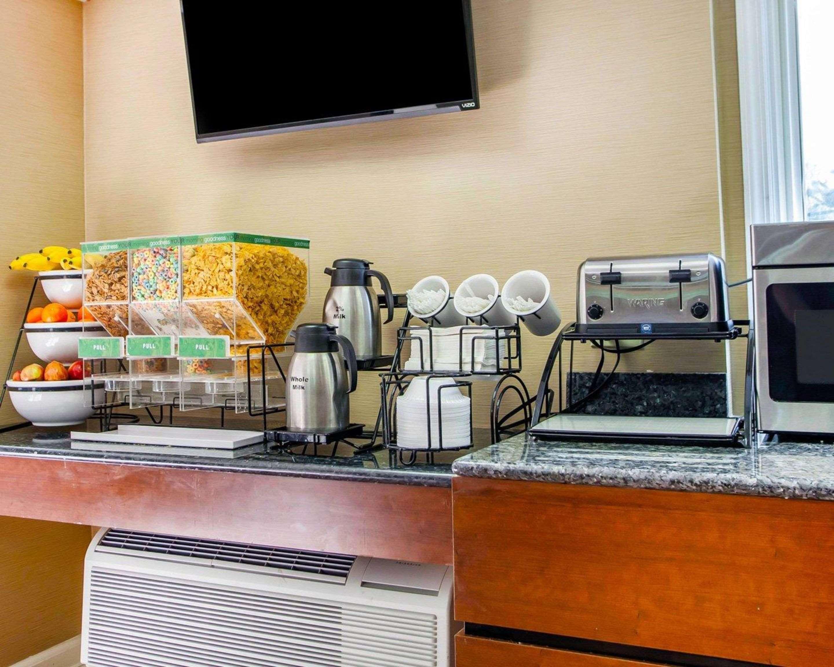 Comfort Inn Edison - New Brunswick Zewnętrze zdjęcie